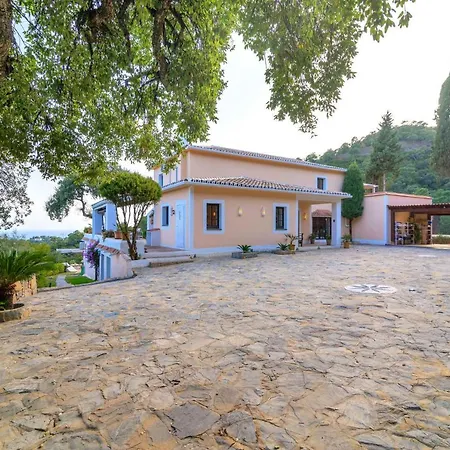Authentic Getaway 5 Bedrooms Viila With Panoramic Views! Villa Benahavís