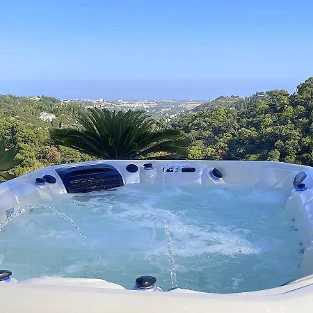 Authentic Getaway 5 Bedrooms Viila With Panoramic Views! Villa Benahavís